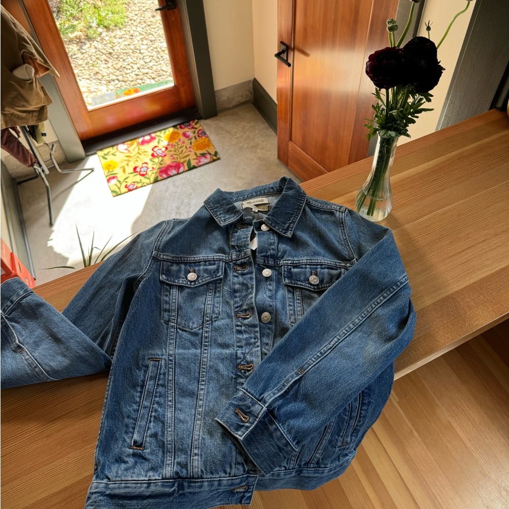 Madewell Classic denim jacket, size small